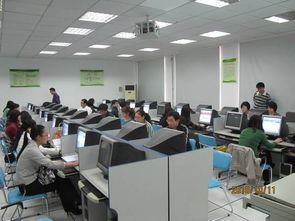 我校教师参加精品课程网络建设培训，提升数字化教学能力